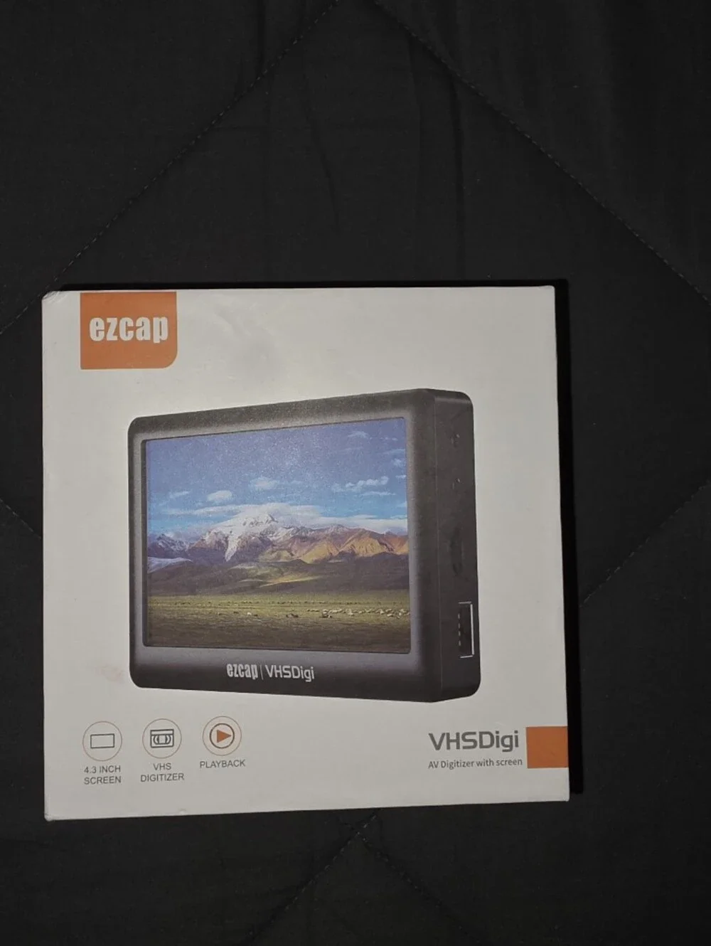 VHS/Digi Portable AV Digitizer with 3.5